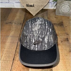 Nike AW84 5-Panel Abstract Pattern Shard Adjustable Dri Fit Hat Running Cap